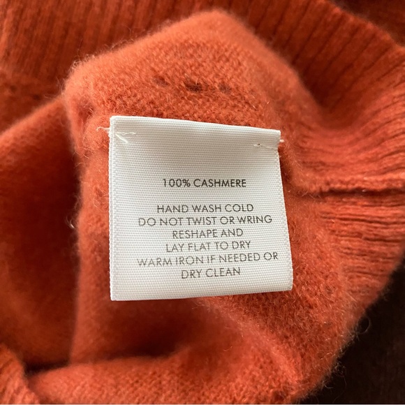 WHITE + WARREN Rust Color Crewneck Cashmere Sweater Flutter Sleeves XS - Picture 5 of 5